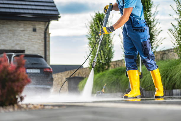 Best Pool Deck Cleaning  in Neptune Beach, FL